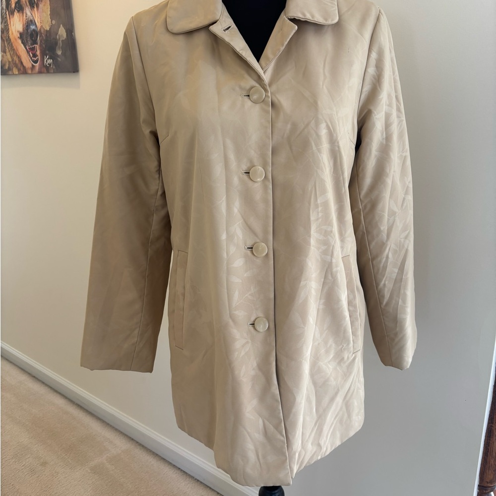 Women's Tan Coat